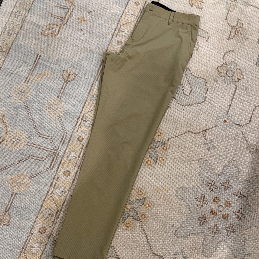 RHONE Men's Air Approach Vent Commuter Khaki Chinos